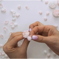 Květinový dekor z polymerové hlíny