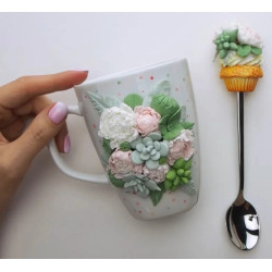 Květinový dekor z polymerové hlíny