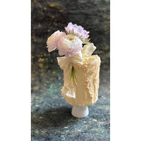 Workshop PRAHA - Modelování květin z jedlého paperu